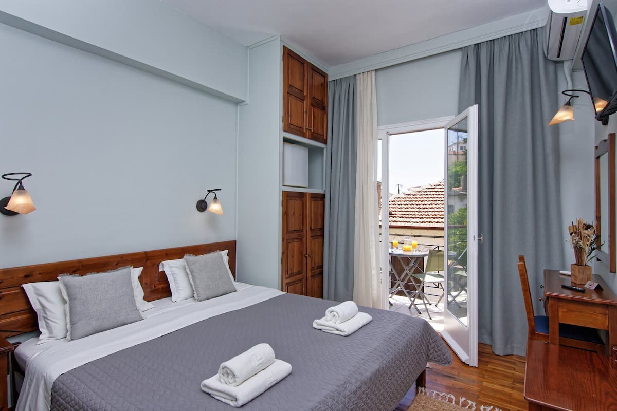 in-room safe, cots/infant beds, rollaway beds, free wifi