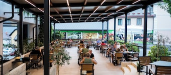 Alp Hotel