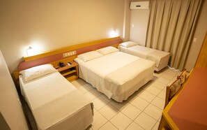 Superior Room, Balcony | Bathroom | Shower, free toiletries, hair dryer, towels