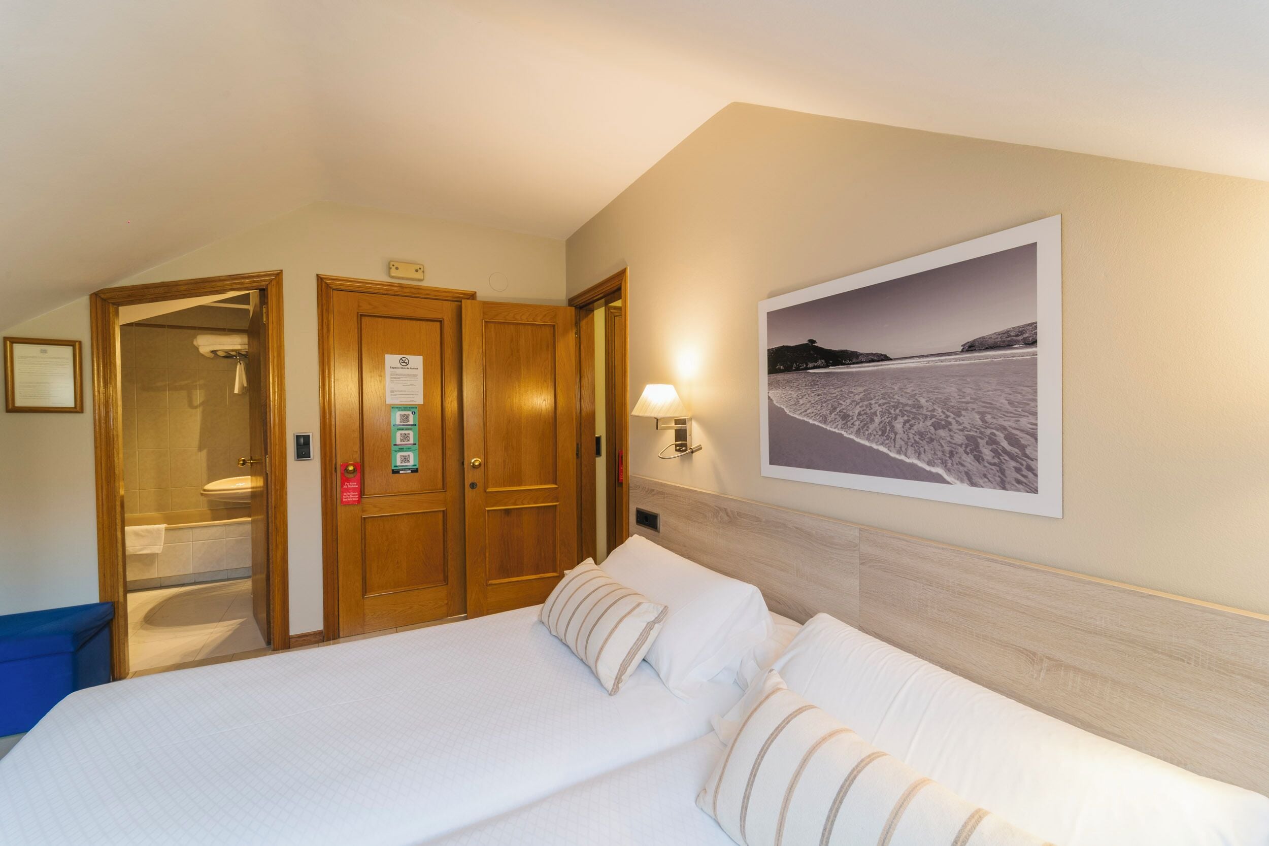 family quadruple room | 1 bedroom, minibar, in-room safe, desk