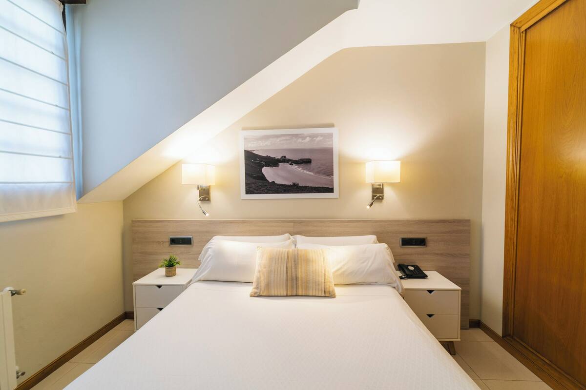 comfort double room | 1 bedroom, minibar, in-room safe, desk