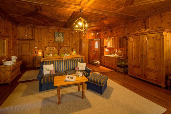 Standard Apartment, 1 Bedroom, Kitchen (Zirbenstube)