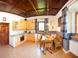 Standard Apartment, 1 Bedroom, Kitchen (Zirbenstube)