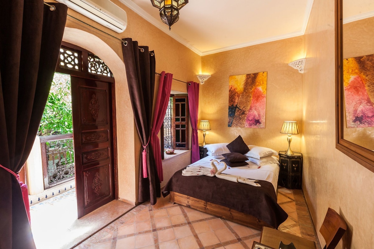 Premium bedding, down duvets, in-room safe, blackout curtains