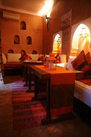 Lounge no saguão