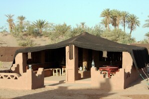 Exterior - Le Drom'Blanc (M'Hamid El Ghizlane)