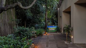Luxury Suite | Premium bedding, in-room safe, iron/ironing board, free WiFi