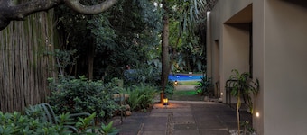 African Rock Hotel & Spa, a "Boutique Lifestyle Resort"