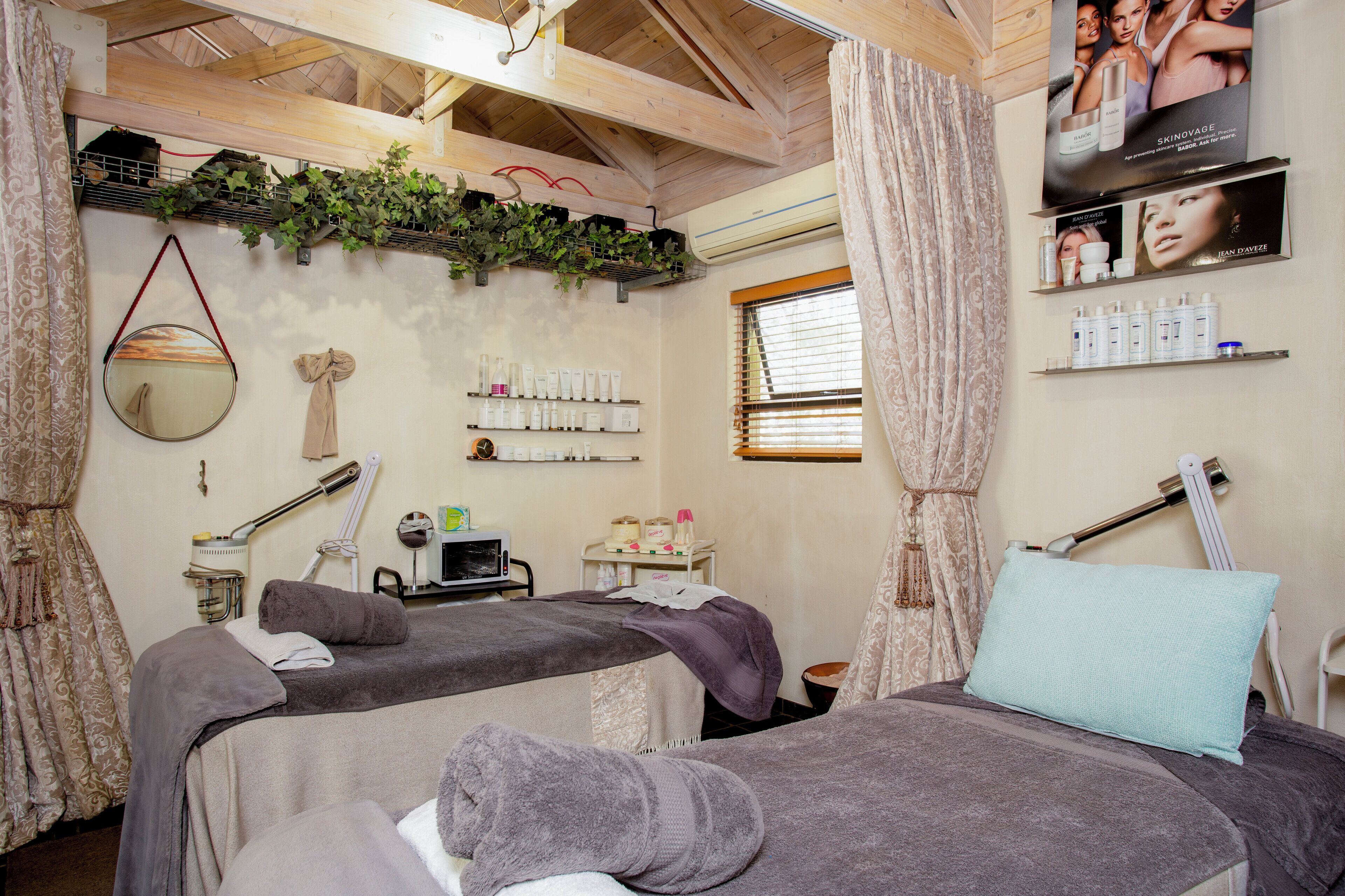 Salas de tratamiento para parejas, tratamientos corporales, aromaterapia