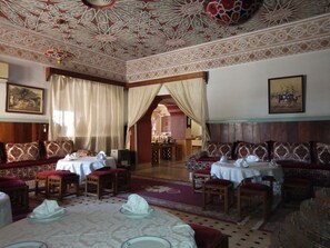 Tempat makan