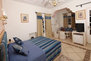 Kamar