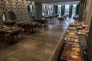 Daily buffet breakfast (EUR 16 per person)