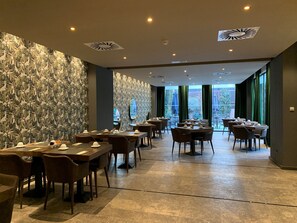 Daily buffet breakfast (EUR 16 per person)