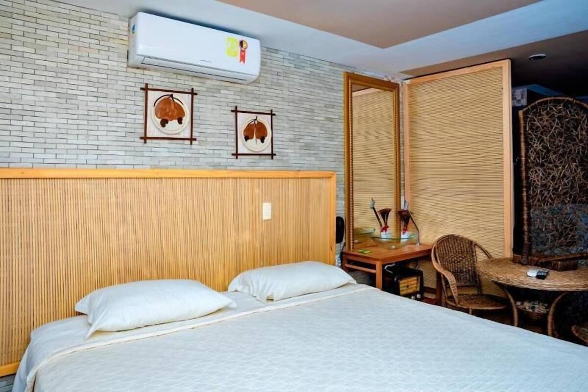 In-room safe, blackout curtains, free WiFi