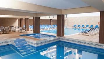 Indoor pool, outdoor pool