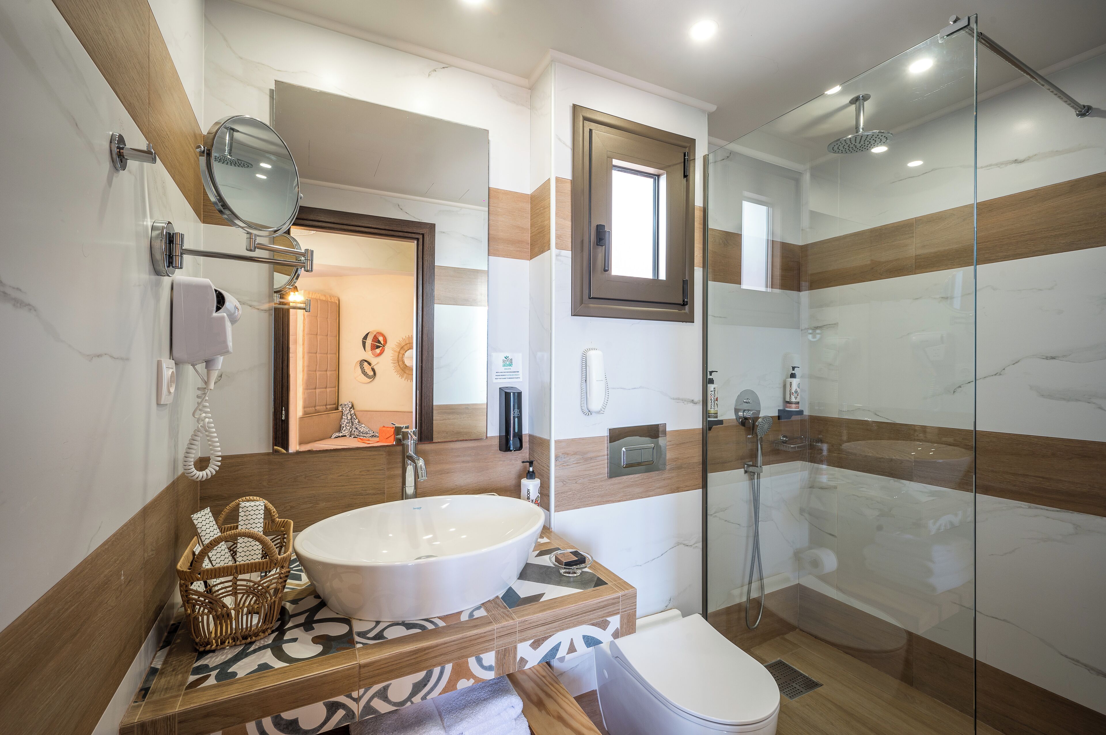 premium room with sea view | bathroom | shower, free toiletries, hair dryer, slippers