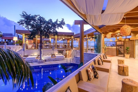 2 restaurants; breakfast, lunch and dinner served . Esperides Resort Crete, The Authentic Experience