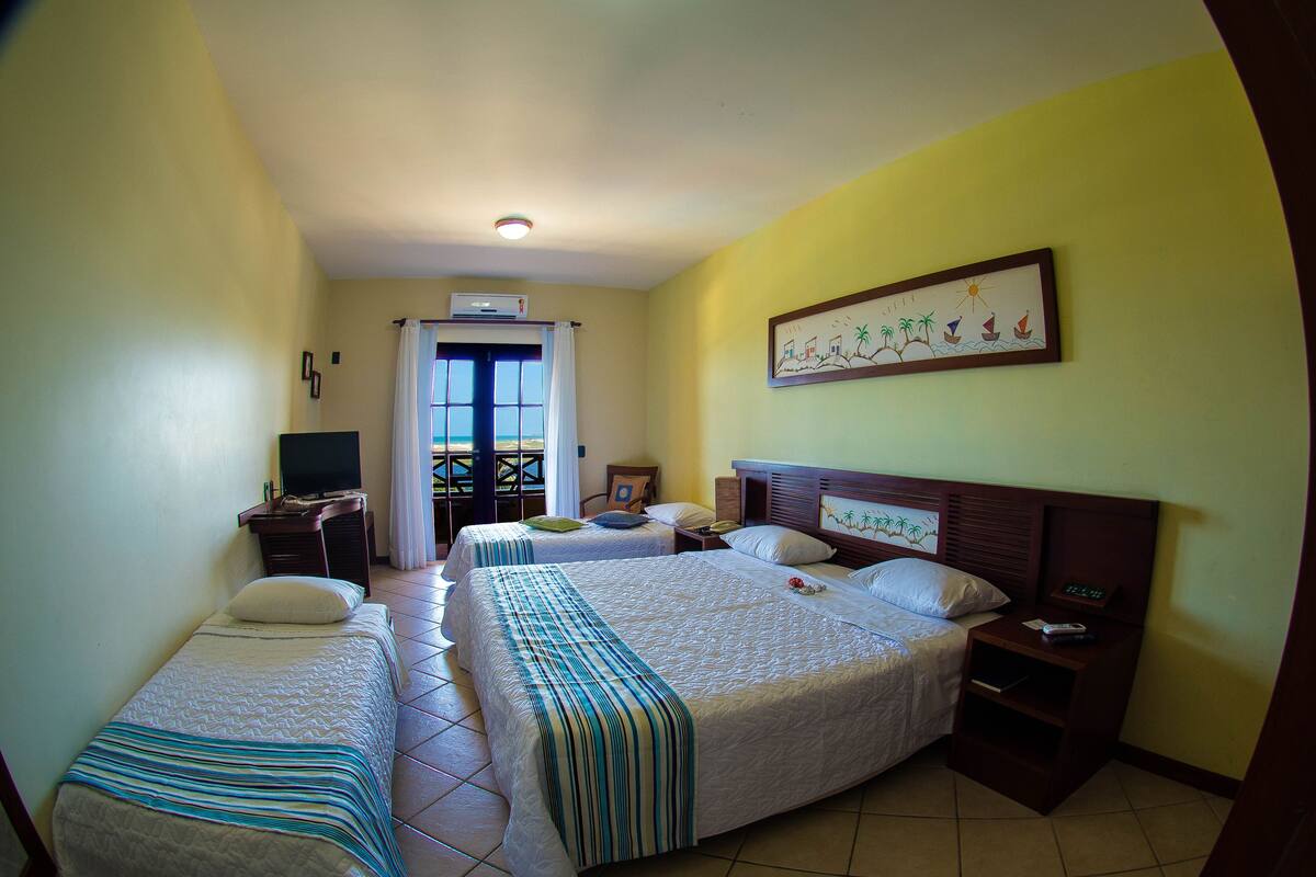 Minibar, desk, blackout curtains, free WiFi
