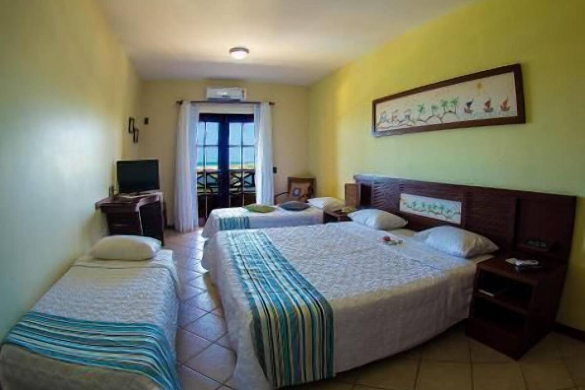 Minibar, desk, blackout curtains, free WiFi