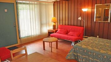 Studio, flere senger, tekjøkken | Barnesenger, ekstrasenger (mot et tillegg) og wi-fi (inkludert)