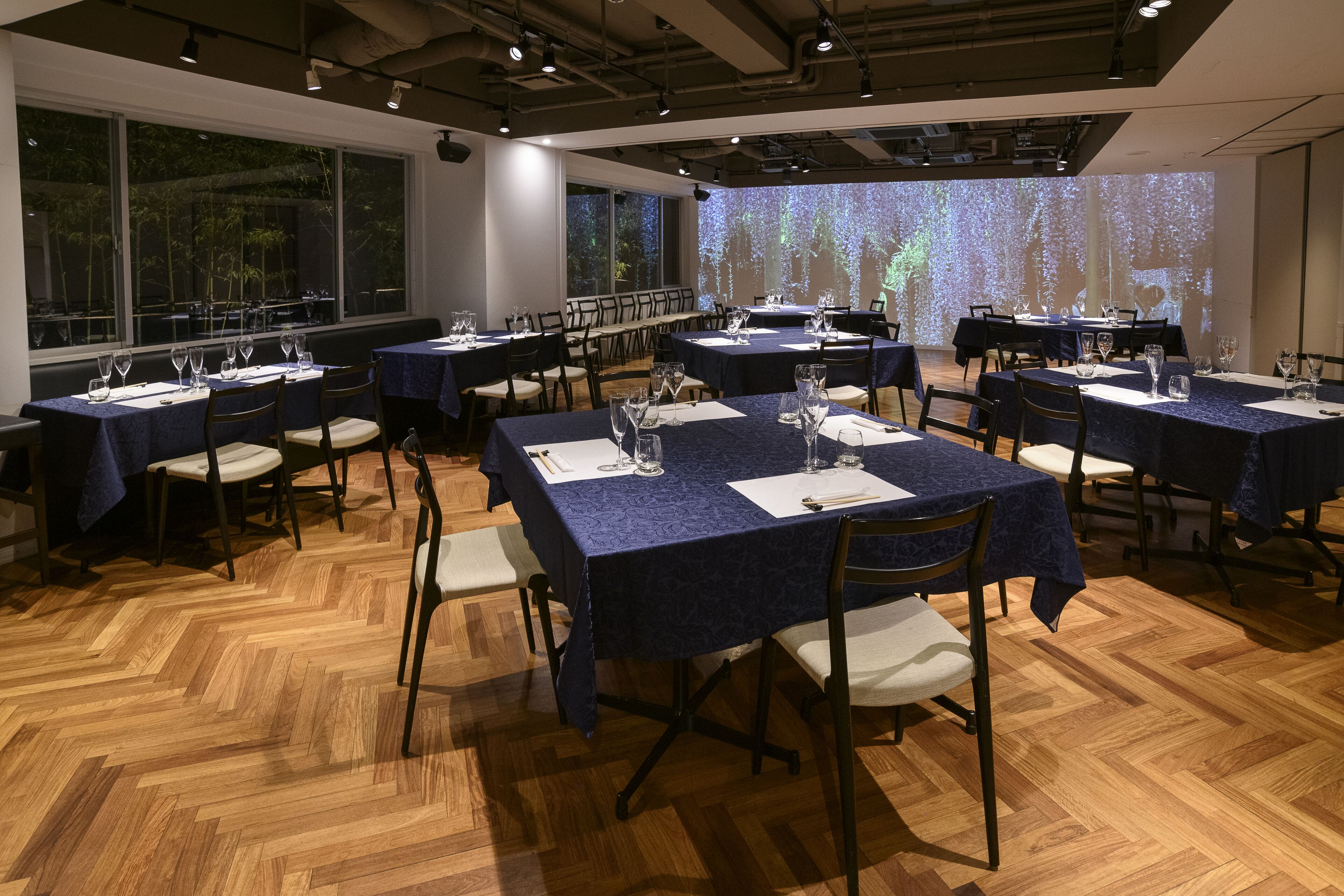 Breakfast, lunch, dinner served; Japanese cuisine 