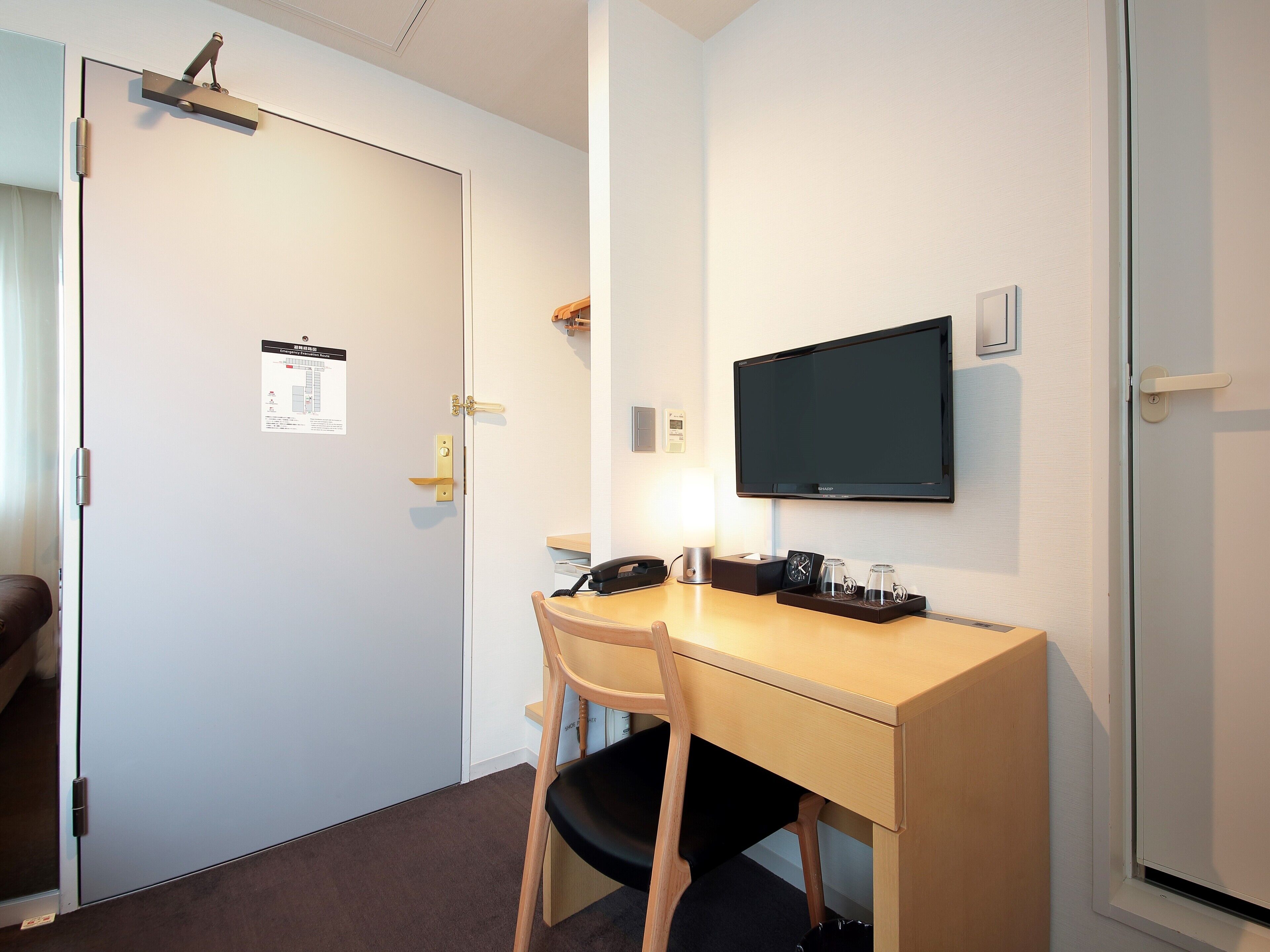 compact twin room, non smoking, annex building (2 beds/110cm) | living area | tv, pay films