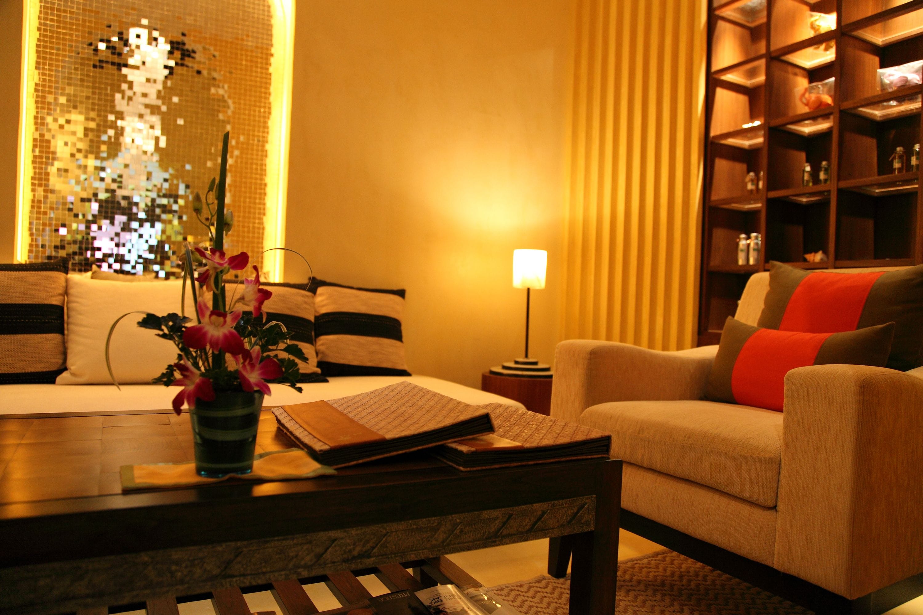 couples treatment room(s), body treatments, aromatherapy, body wraps