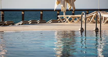 Shizen Boutique Resort and Spa - In Daniel Hotel