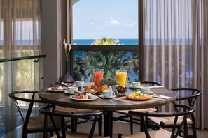 Esmorzar disponible (de pagament) 