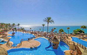 Indoor pool, outdoor pool, pool umbrellas, pool loungers - Holiday World Polynesia Affiliated by Melia (Benalmádena)