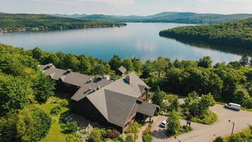 Bagian depan properti