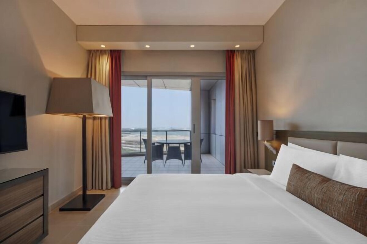 Couette en duvet d'oie, minibar, coffres-forts dans les chambres, bureau