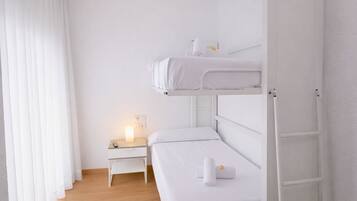 Coffres-forts dans les chambres, chambres insonorisées, Wi-Fi gratuit