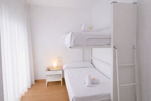 Standard Double Room, Partial Sea View