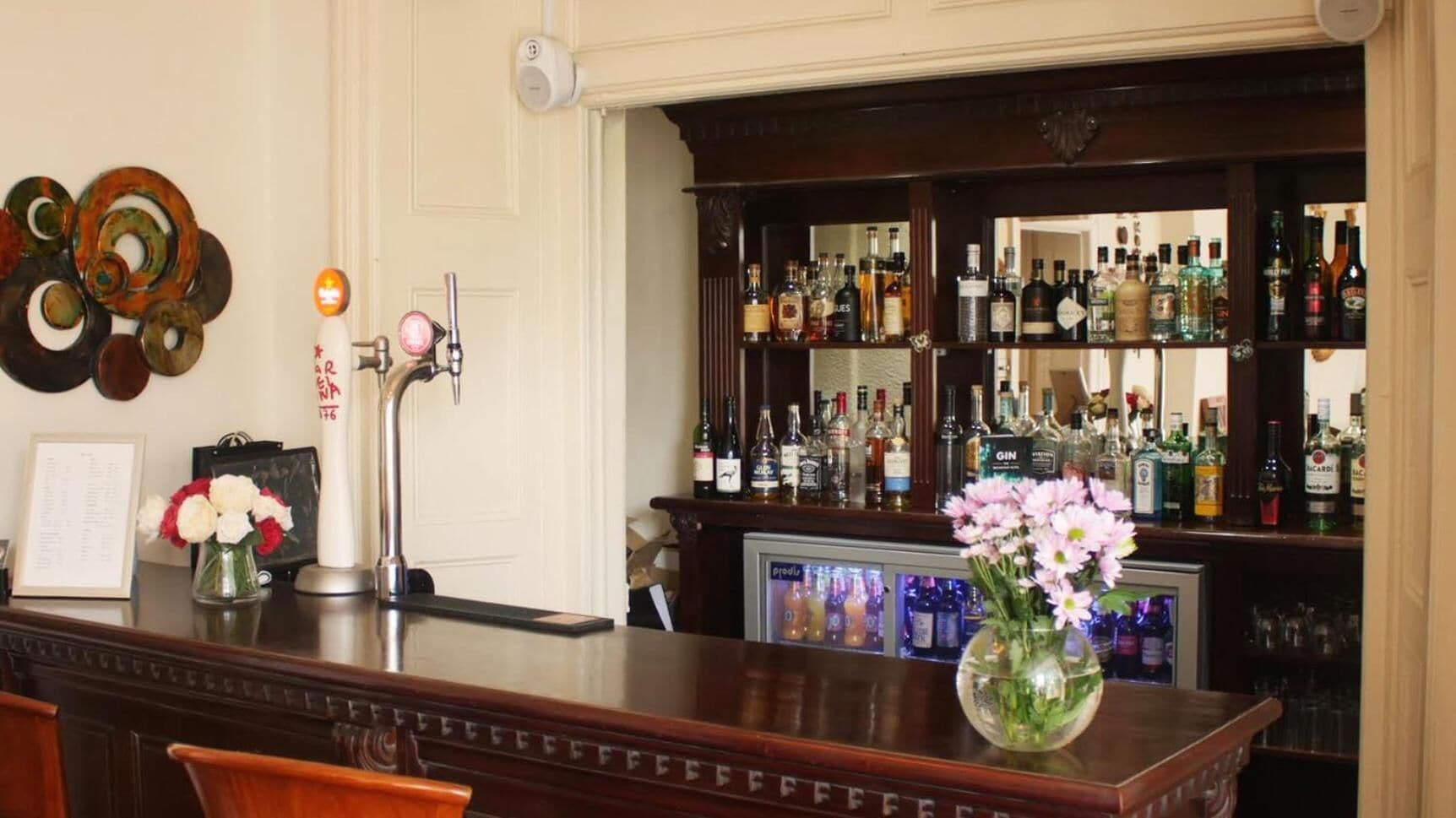 Foto - The Broadway Hotel