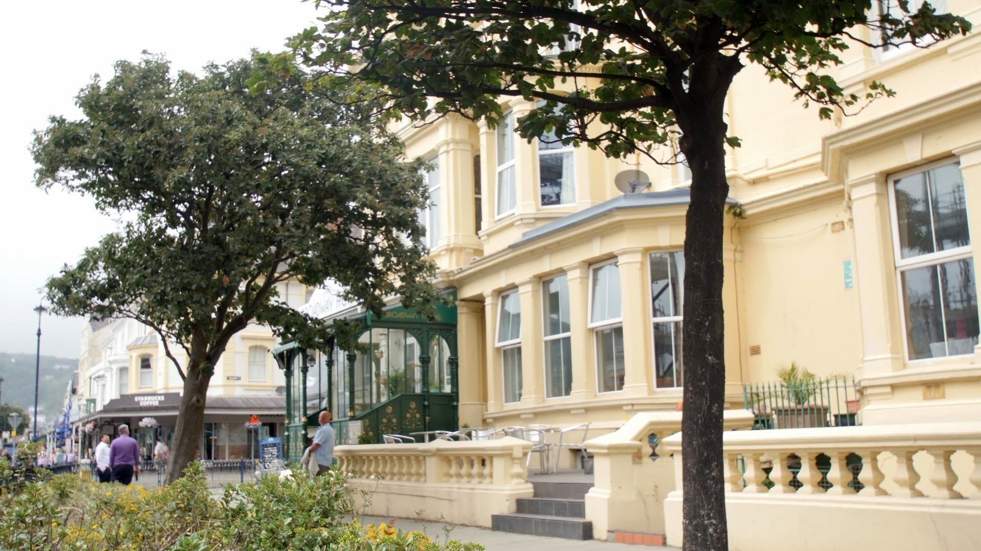 Foto - The Broadway Hotel