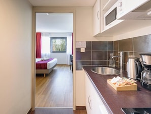 Fridge, microwave, stovetop, electric kettle