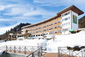 Front of property - Alpenhotel Oberstdorf – ein Rovell Hotel (Oberstdorf)