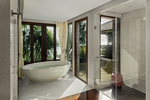 Grand Residence Pool Villa | Bathroom | Separate tub and shower, deep soaking tub, rainfall showerhead