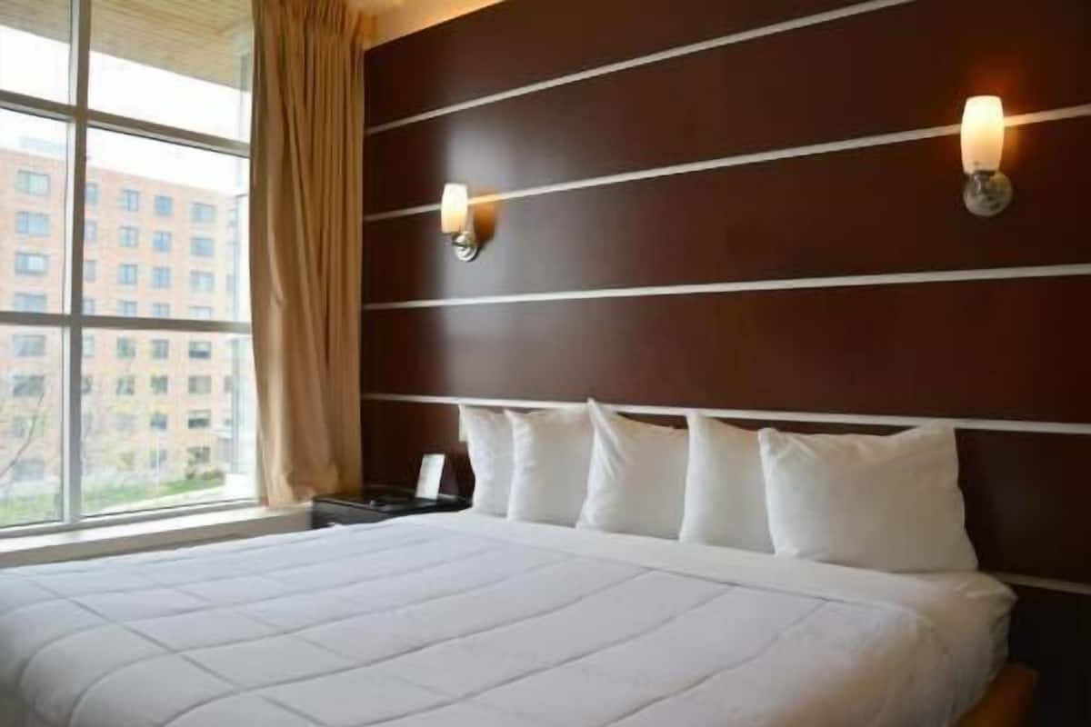 In-room safe, desk, iron/ironing board, free cots/infant beds