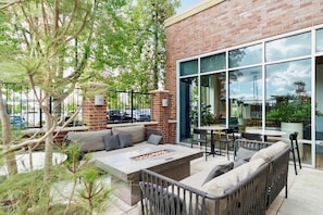 Terrace/patio - Hyatt Place Sacramento Roseville (Roseville)