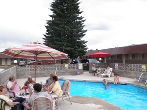 Sæsonbestemt udendørs pool