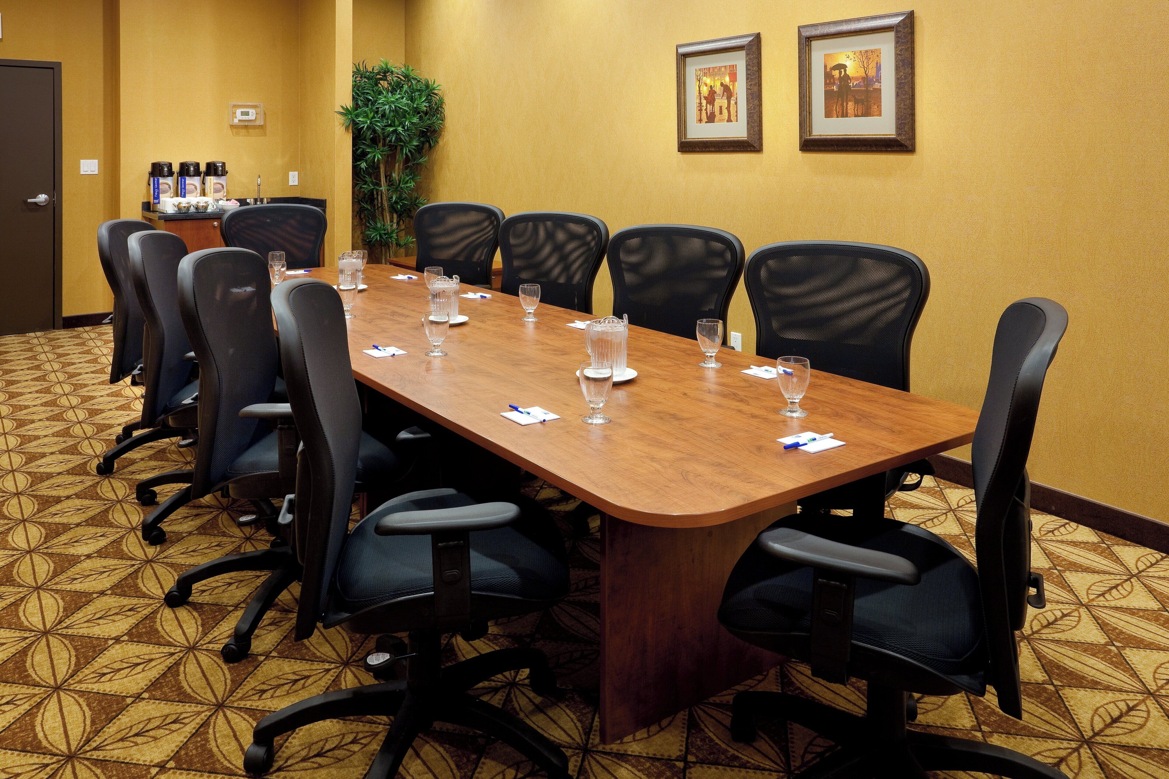 Foto - Holiday Inn Express Hotel & Suites Clarington   Bowmanville, An Ihg