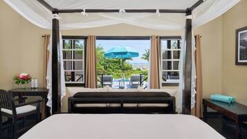 Plunge Pool Cottage | Premium bedding, pillowtop beds, free minibar, in-room safe