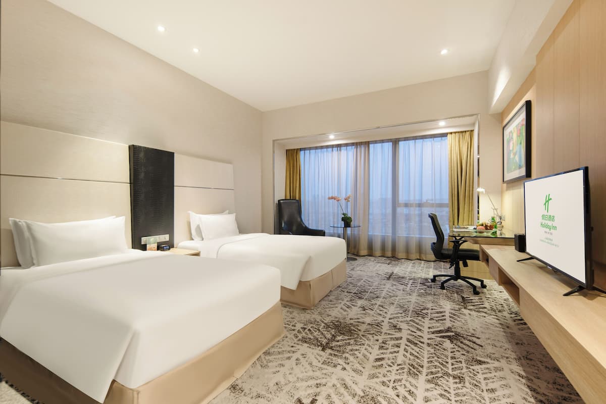 1 bedroom, minibar, in-room safe, desk