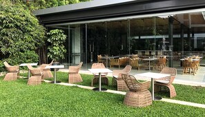 Aire de jeux - extérieure