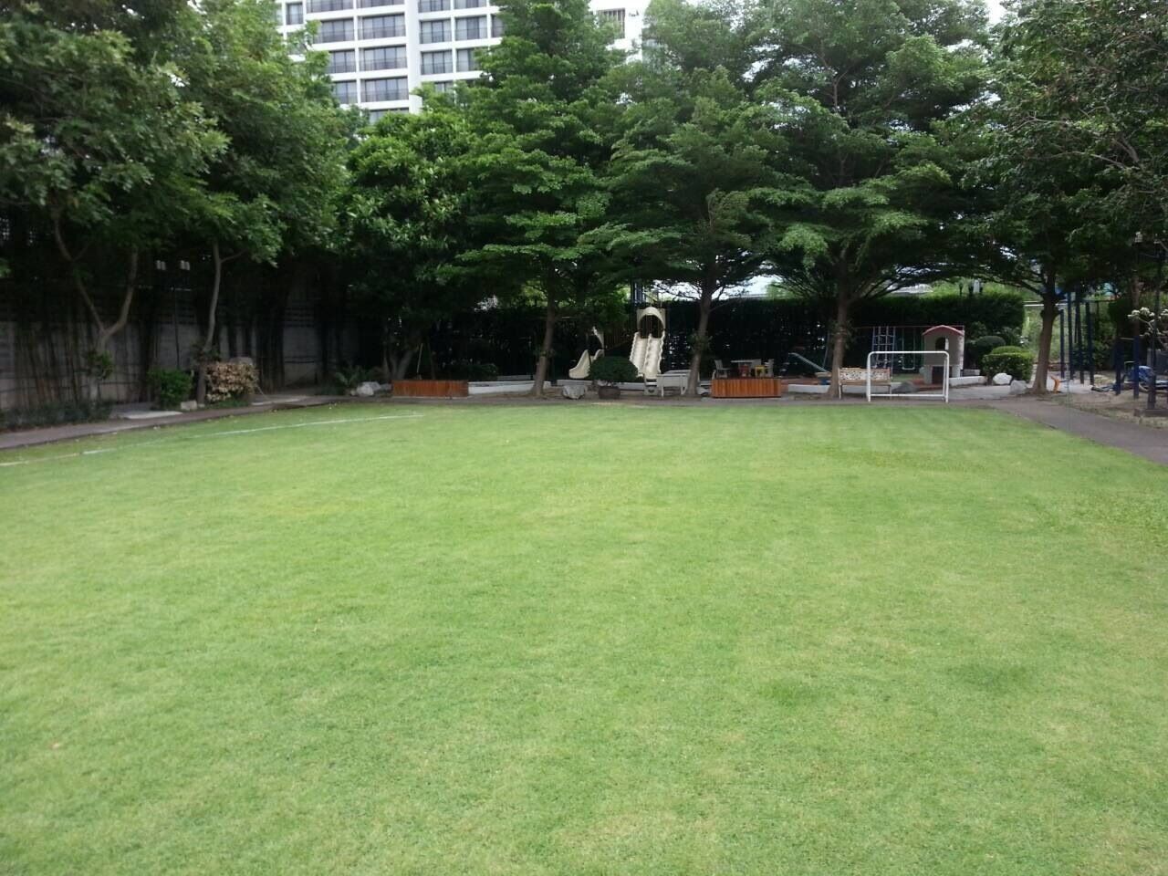 children’s play area – outdoor