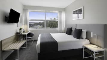 إستديو | 1 غرفة نوم وخزنة داخل الغرفة ومكتب ومكواة/لوح كي