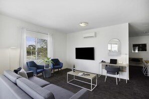 Living area - Quest Mawson Lakes (Mawson Lakes)