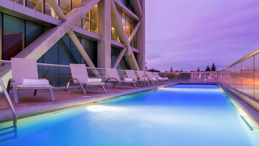 Four Points by Sheraton Los Angeles